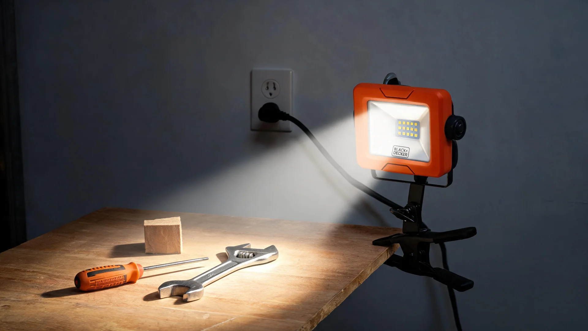 1,000 Lumens AC Plug-in LED Panel Work Light with Clamp Base - Scene 8