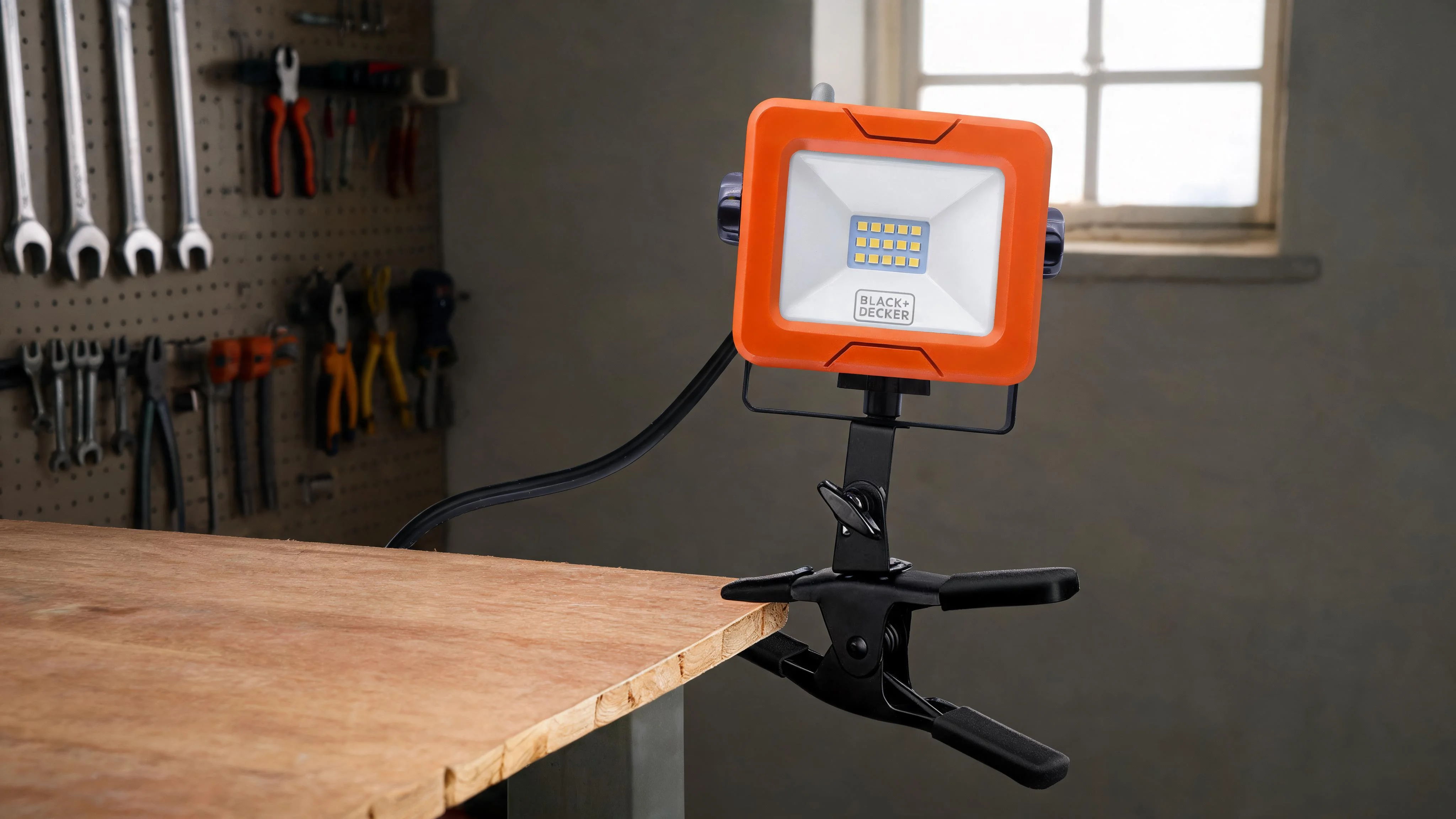 1,000 Lumens AC Plug-in LED Panel Work Light with Clamp Base - Scene 5