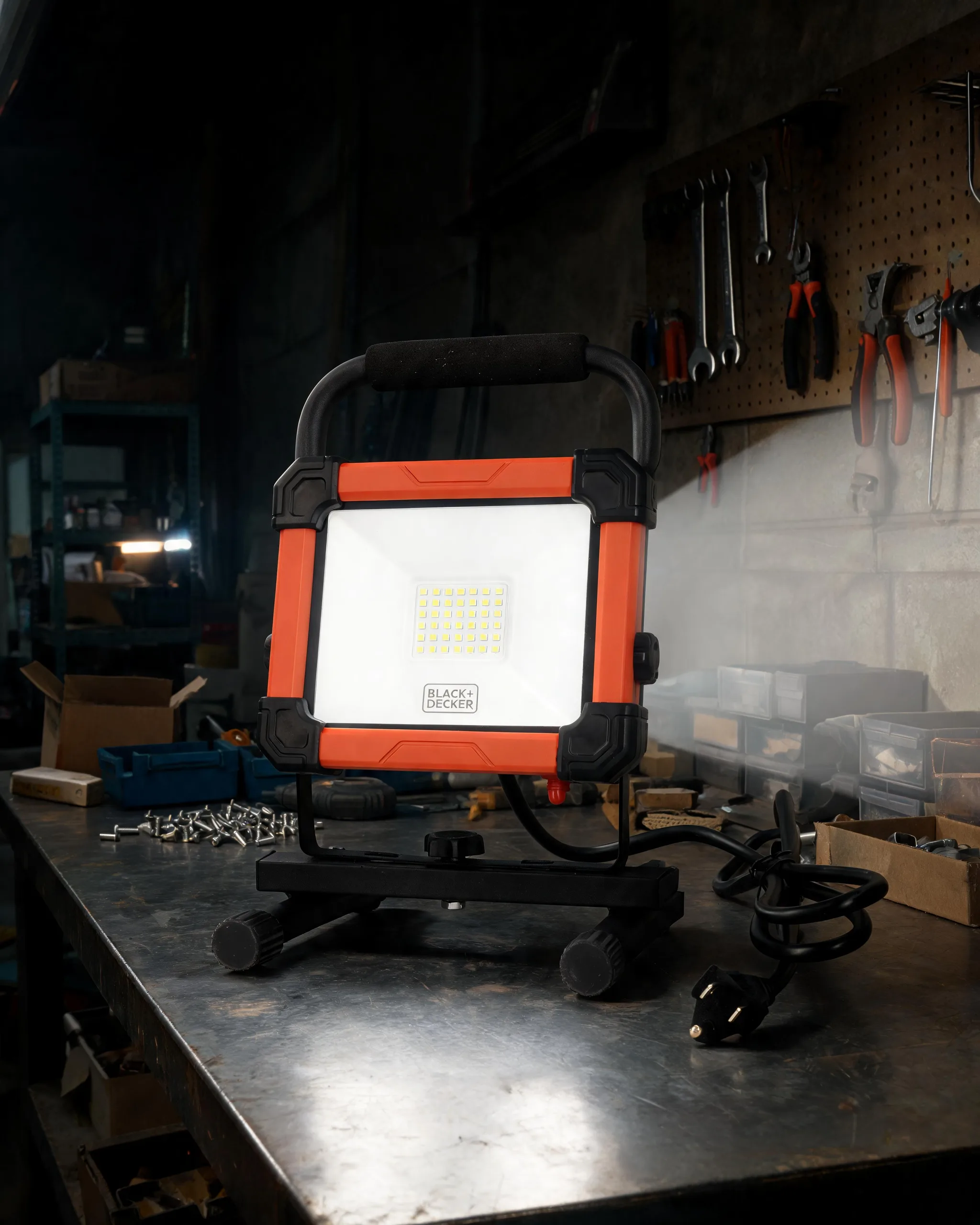 3,000 Lumens AC Plug-in LED Panel Work Light with H-Stand Base - Slide 3