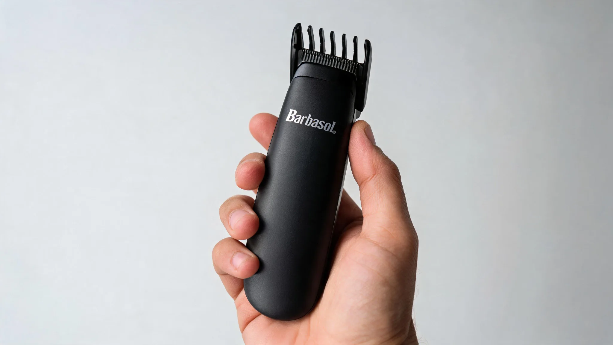 Barbasol Battery Powered Compact Touch Up Trimmer with Precision Stainless Steel Blades and 3 Guide Combs
