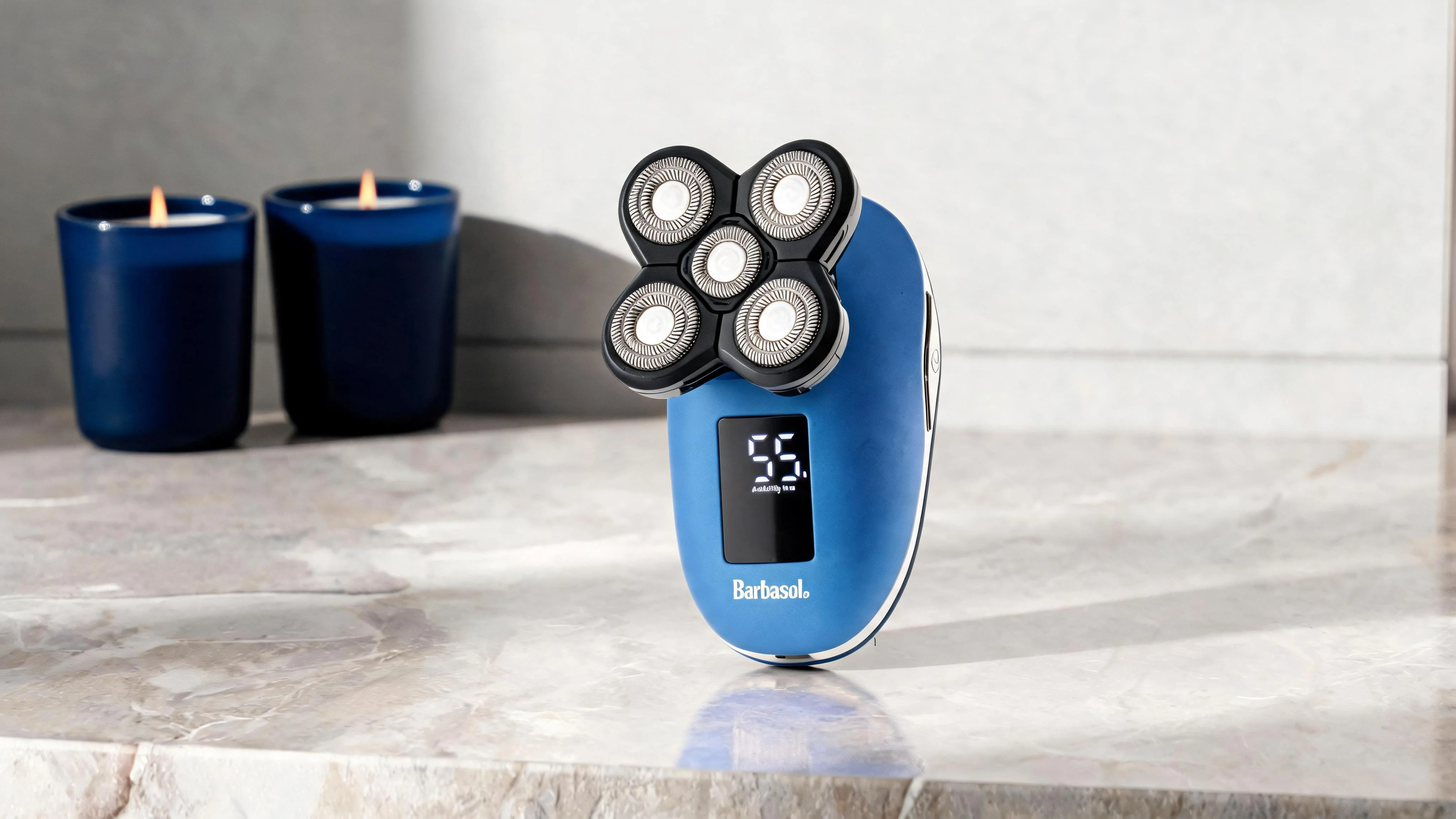 Rechargeable Wet and Dry Rotary Head Shaver with Stainless Steel Blades - Scene 5