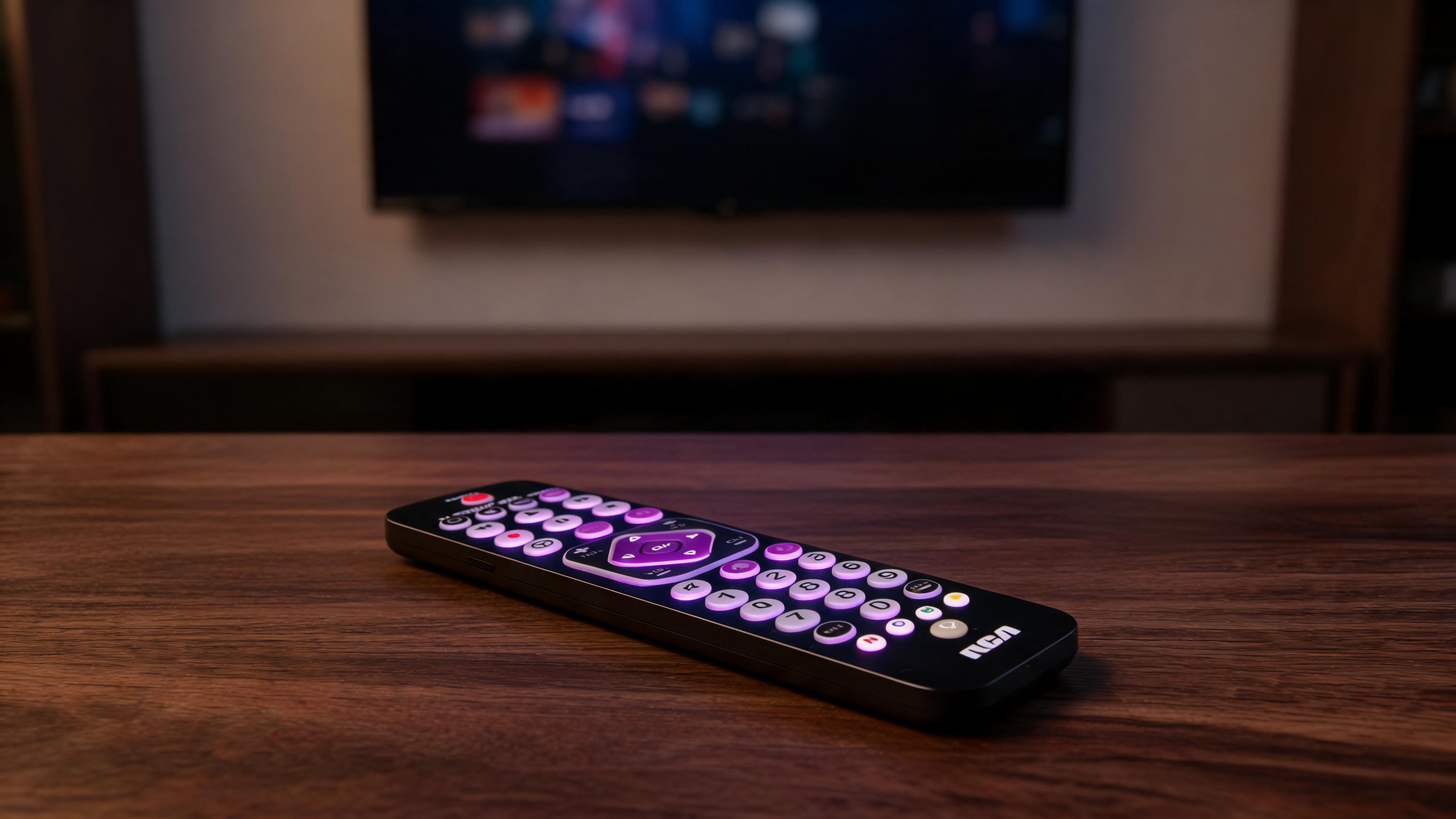 RCA 4-DEVICE THIN STREAMING REMOTE