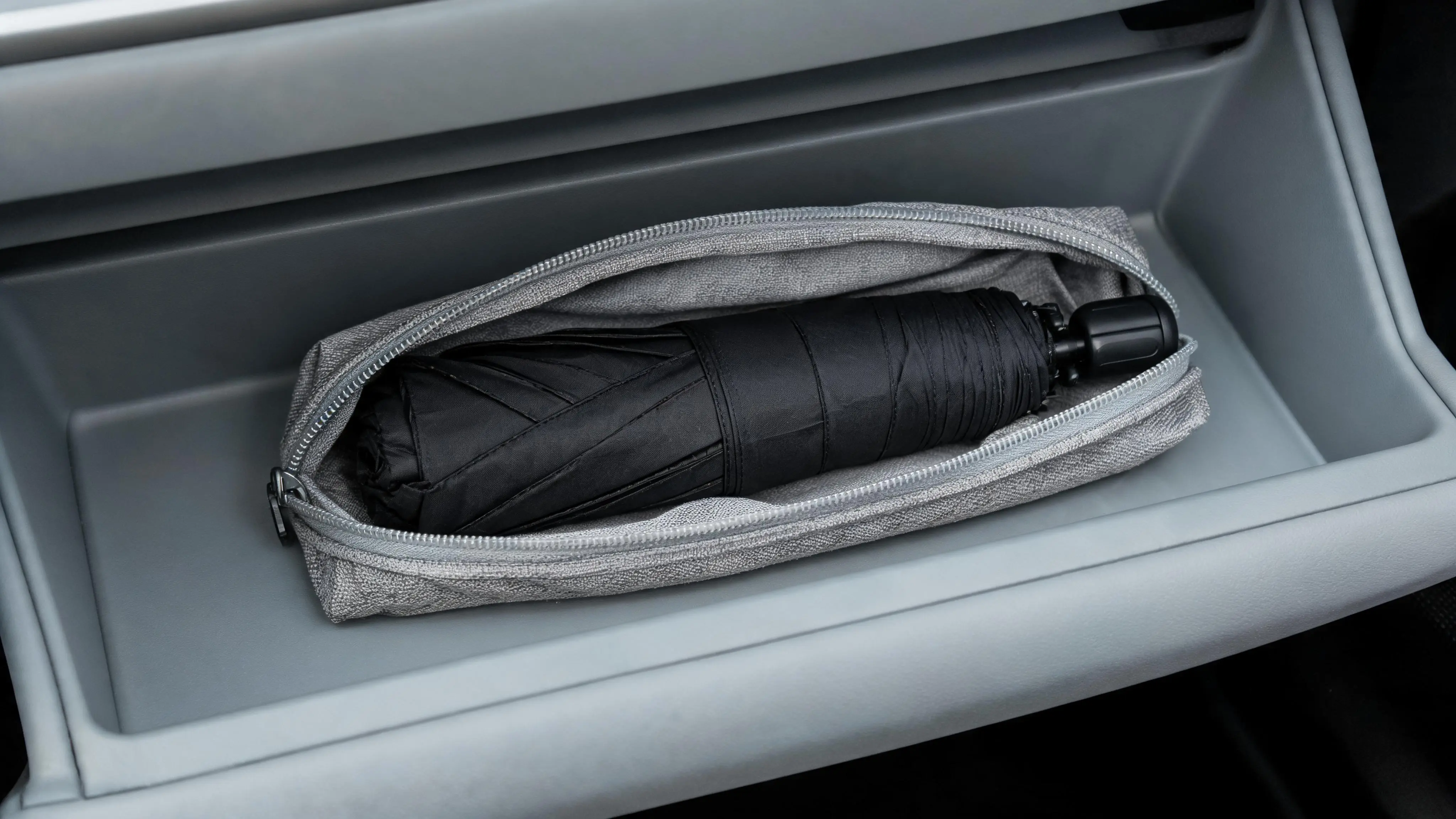 Xtreme Auto Pop-up Car Sunshade Umbrella for Windshield - Daily Sun Protection, Compact & Easy Storage, Reflective Material, Fits Most Vehicles - Scene 8